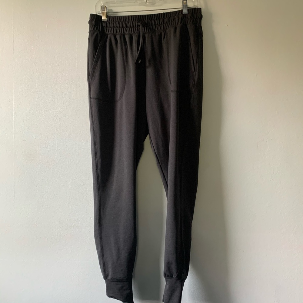 Gray puma joggers M